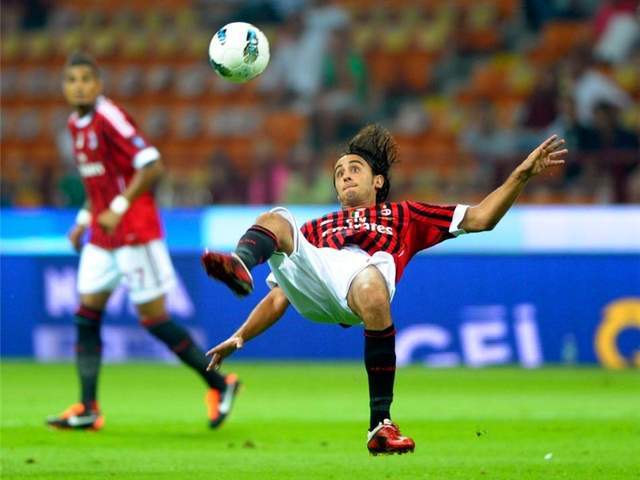 澳门新葡京注册-先被尤文退货，后遭米兰辜负，放拉齐奥鸽子的罗马小王子时运不济