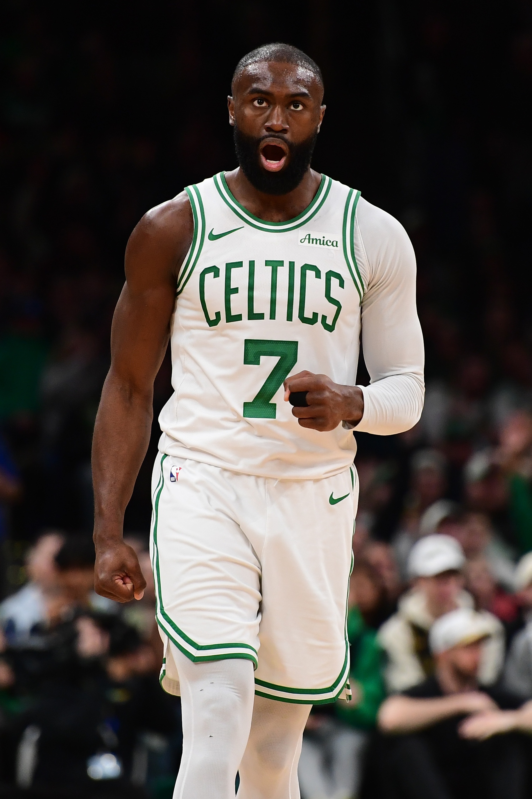 澳门新葡京网站-出人意料！杰伦·布朗发推庆祝：在空档年取得50胜